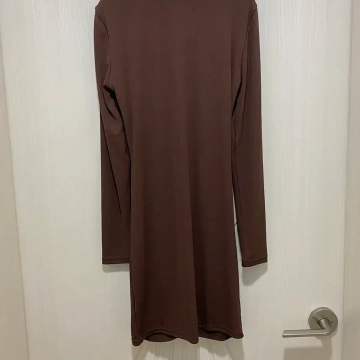 [BUNJANG] H&amp;M 브라운 셔링 원피스 S(새상품) / H&amp;M 브라운 셔링 원피스 S(새상품)