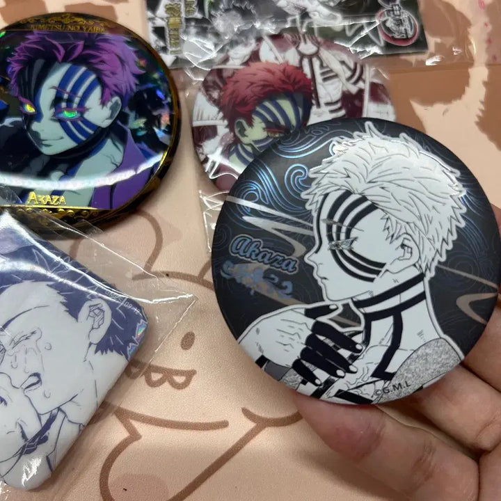 [BUNJANG] Demon Slayer Akaza Badge Bundle Set / 미사용 일괄가격  귀멸의칼날 akaza 뱃지 아카자