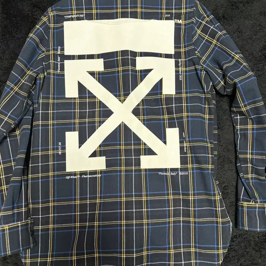 [BUNJANG] Off-White 18ss Flannel Check Shirt S (Worn by Kang Daniel) / (정품)오프화이트 18ss 플란넬 체크셔츠 S(강다니엘 착용제품)