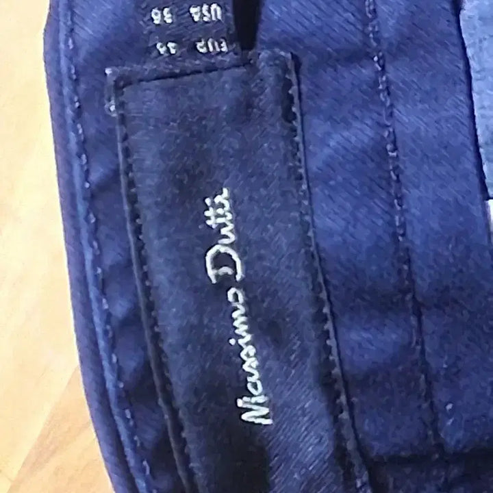 [BUNJANG] Massimo Dutti Navy Tapered Fit Pants / Massimo Dutti 테이퍼드 핏 네이비 팬츠 37