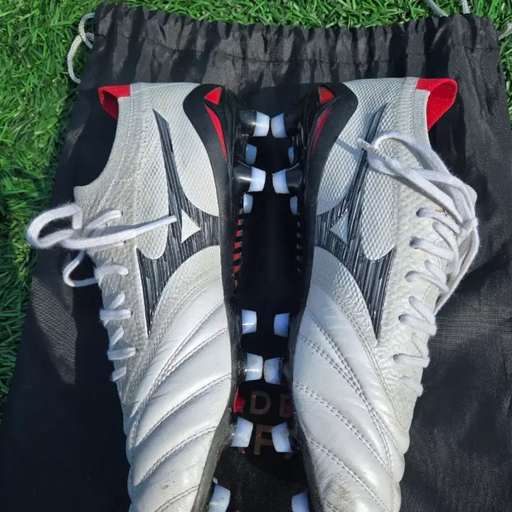 [BUNJANG] Mizuno Morelia Neo 4 Beta Japan Soccer Cleats / [255] 미즈노 모렐리아 네오4 베타 재팬 축구화