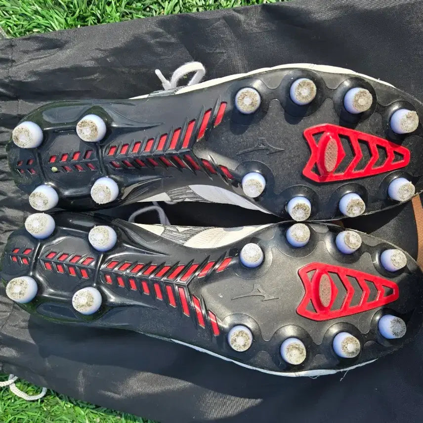 [BUNJANG] Mizuno Morelia Neo 4 Beta Japan Soccer Cleats / [255] 미즈노 모렐리아 네오4 베타 재팬 축구화