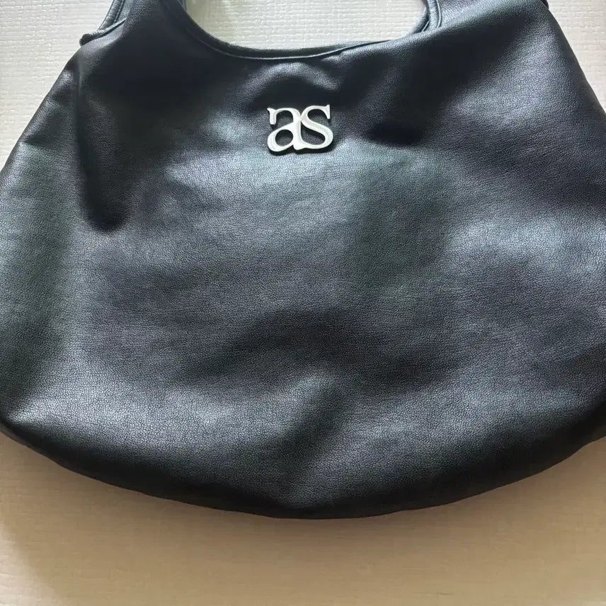 [SOLD OUT] 애즈온 (택포) RICKY SHOULDER BAG / CRACK