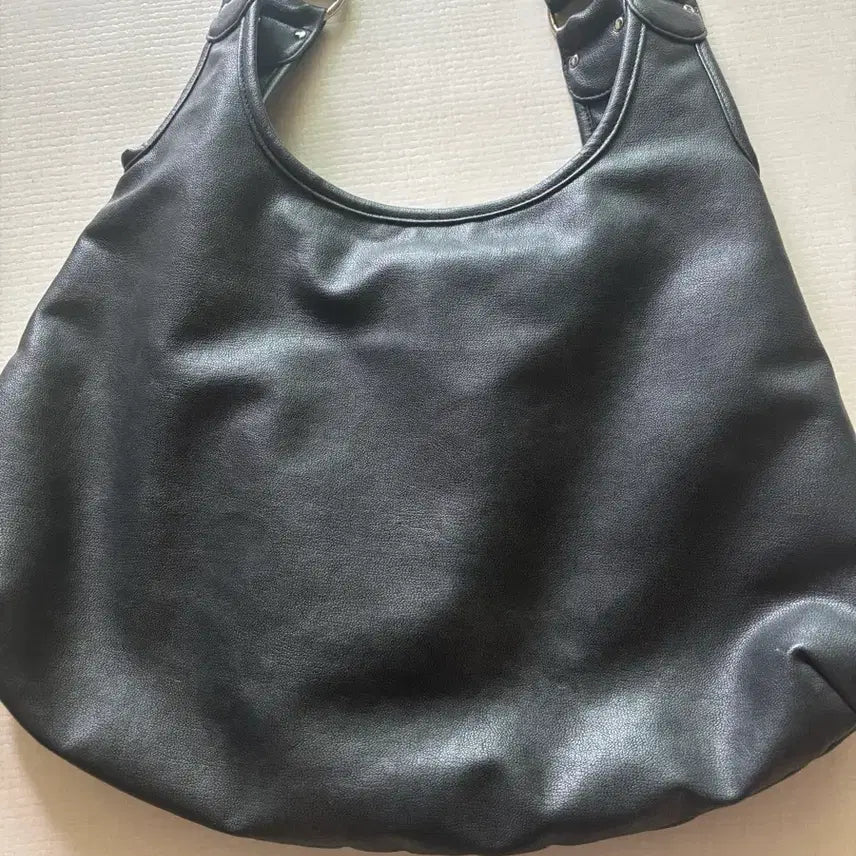 [SOLD OUT] 애즈온 (택포) RICKY SHOULDER BAG / CRACK