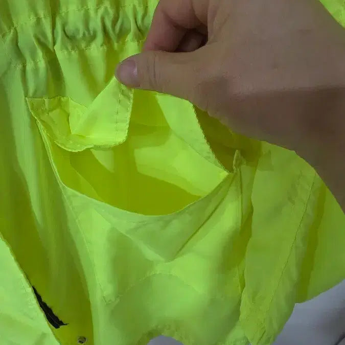 [BUNJANG] OLVAS Neon Fluorescent Hooded Anorak Jumper / OLVAS 네온 형광 후드 야상 점퍼