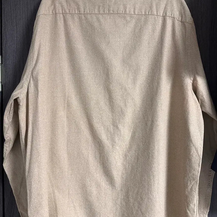 [BUNJANG] H&amp;M Henley Neck Long Sleeve Shirt Beige / 새) H&amp;M 헨리넥 긴팔 셔츠 베이지