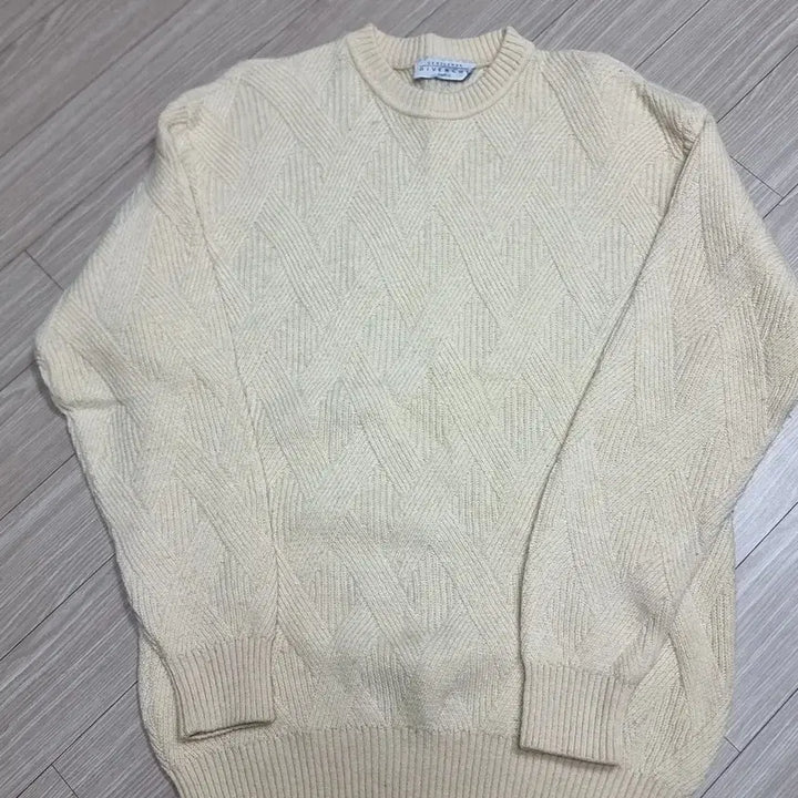 [BUNJANG] Givenchy Ivory Pattern Wool Knit Sweater / 이태리제 지방시 아이보리 패턴 울 니트 스웨터(100-105)
