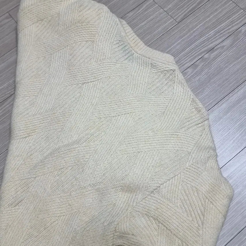 [BUNJANG] Givenchy Ivory Pattern Wool Knit Sweater / 이태리제 지방시 아이보리 패턴 울 니트 스웨터(100-105)