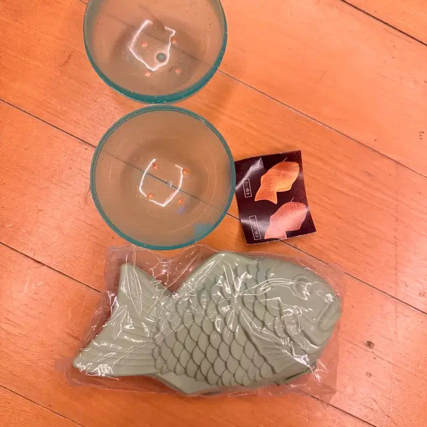 [BUNJANG] Gachapon Matcha Taiyaki Pouch / 가챠 맛챠 타이야키 파우치