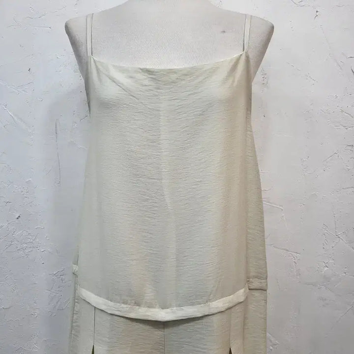 [SOLD OUT] 나시점프슈트 F