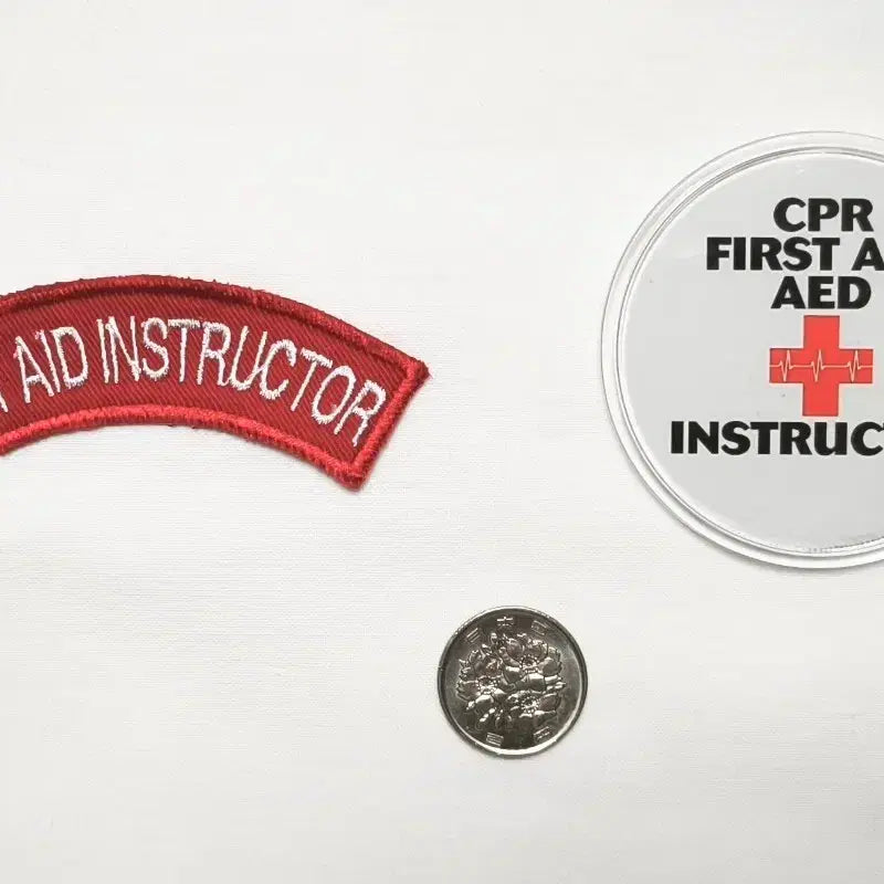 [BUNJANG] First Aid Instructor English Patch and Badge Set / 응급처치강사 영문 패치와 뱃지 2개 세트