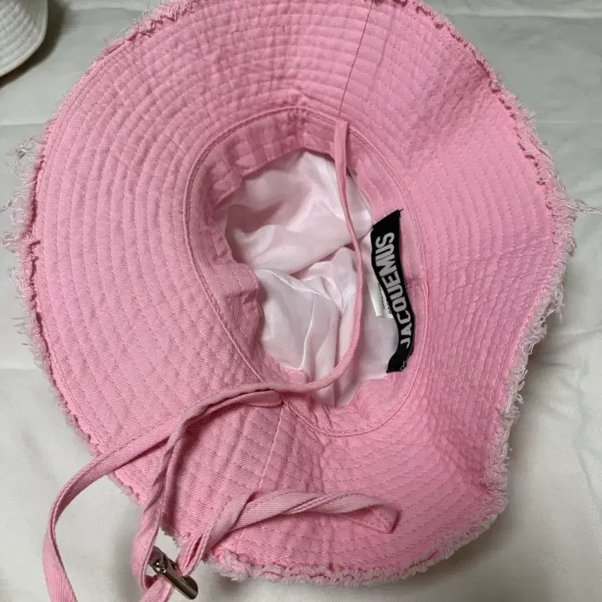 [SOLD OUT] 자크뮈스 핑크 버킷햇