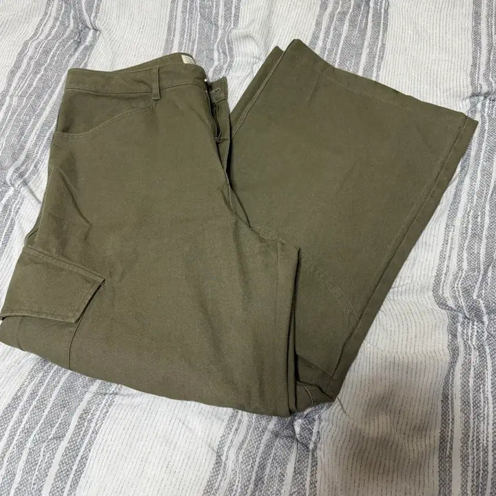 [BUNJANG] Dive In Washed Berne Cargo Pants Khaki / (2) 다이브인 워시드 베른 카고 팬츠 카키