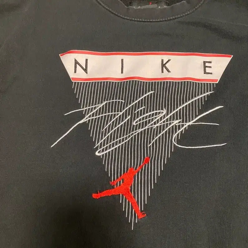 [BUNJANG] Nike Jordan Black Sweatshirt / 나이키 조던 맨투맨 블랙 티 L(100-105정도)
