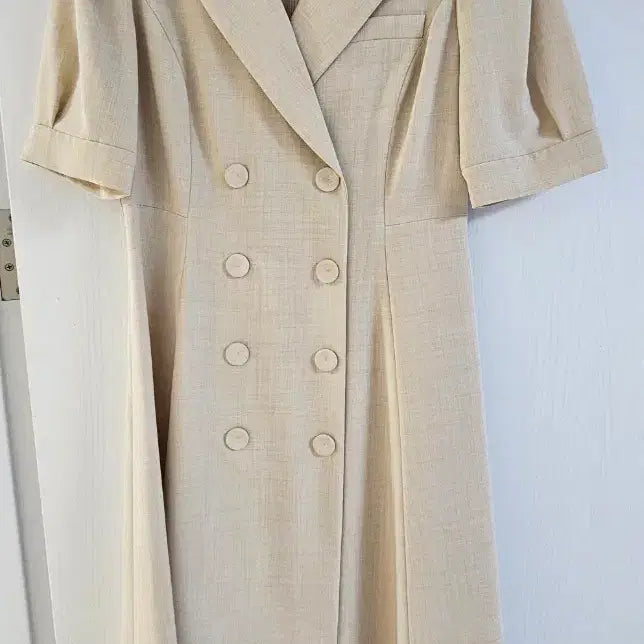 [BUNJANG] Kenneth Lady Double Button Beige Dress / 케네스레이디 더블버튼 베이지 원피스 새제품 팝니다