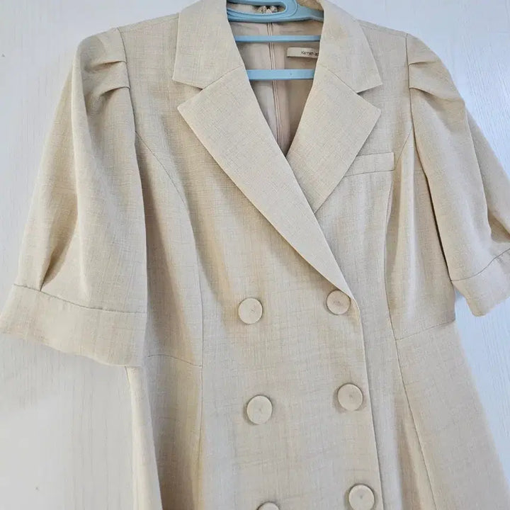 [BUNJANG] Kenneth Lady Double Button Beige Dress / 케네스레이디 더블버튼 베이지 원피스 새제품 팝니다