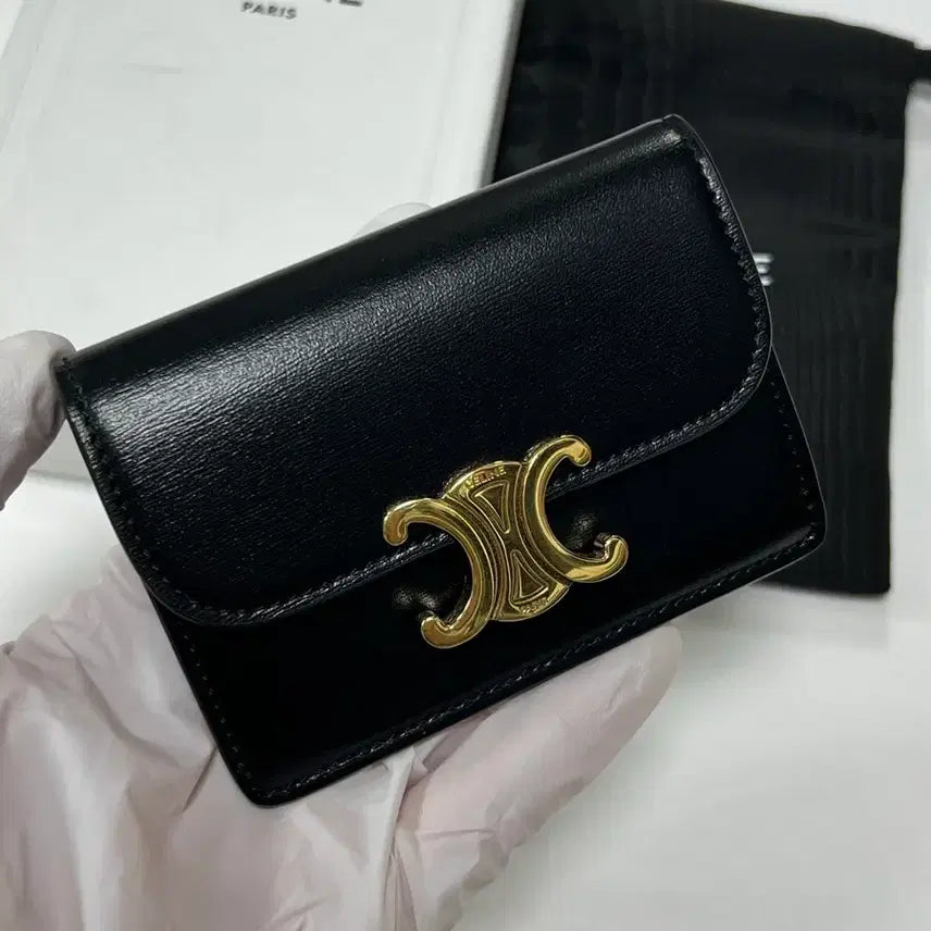 [SOLD OUT] [정품] 셀린느 카드지갑 샤이니 카프스킨 플랩 카드 홀더 블랙