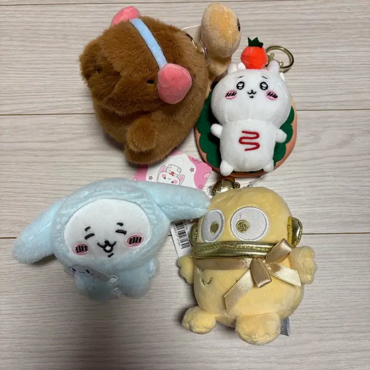 [BUNJANG] Sanrio Hobanman Munchigwi Wallet Keyring / 산리오 카피바라 빵빵이 외 키링 열쇠고리 판매합니다. (새상품)