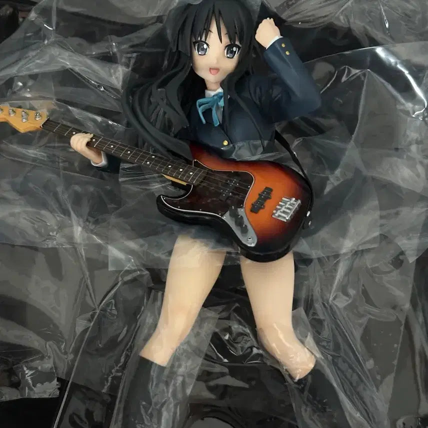 [BUNJANG] Alter K-ON! Mio Akiyama School Uniform 1/8 Figure / (단순개봉)알터 케이온 아키야마 미오 교복 1/8 피규어
