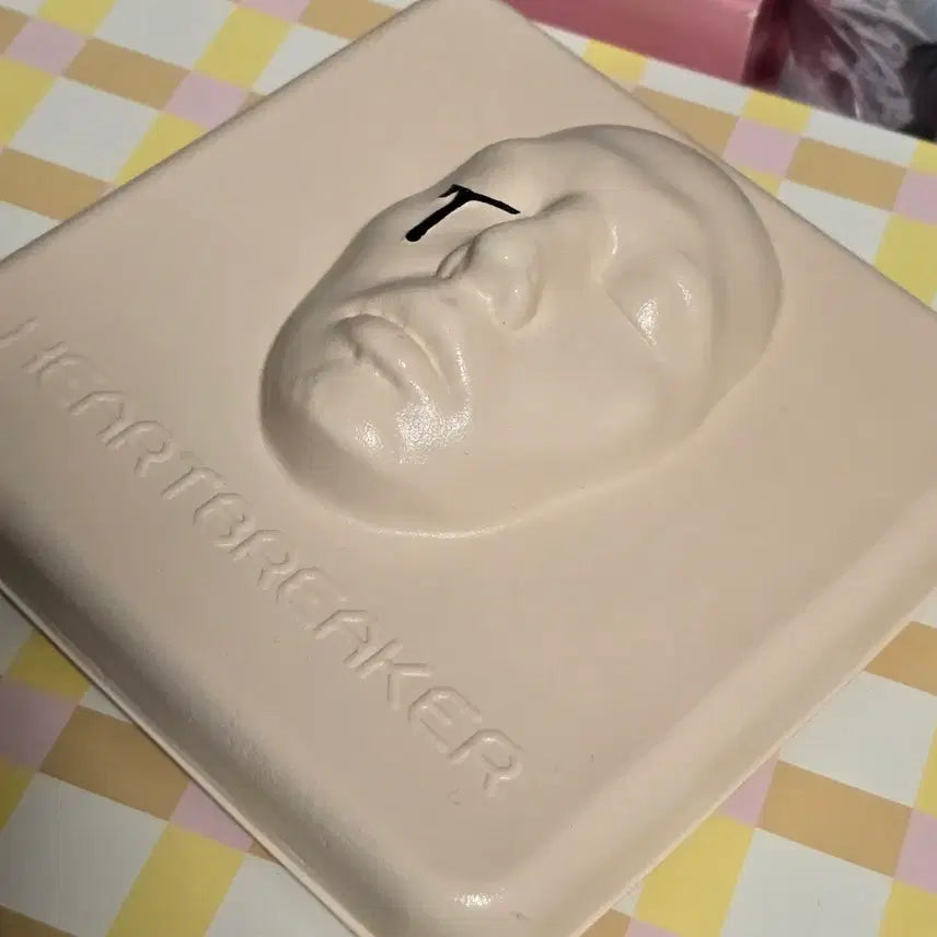 [SOLD OUT] 지디 GD 지드래곤 하트브레이커 앨범 (케이스 없음)