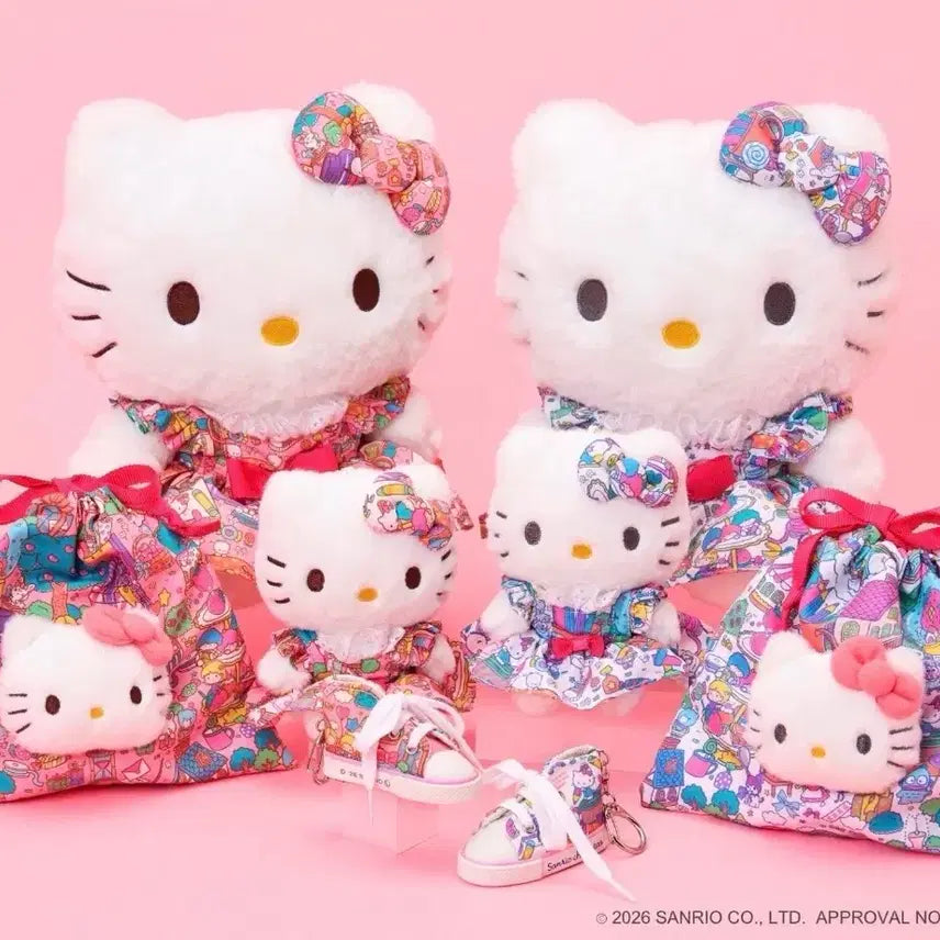 [BUNJANG] Sanrio Hello Kitty Tokyo Exhibition Final Mascot Doll Keyring / (현물/예약) 산리오 헬로키티 도쿄 전시회 파이널 마스코트 인형 키링