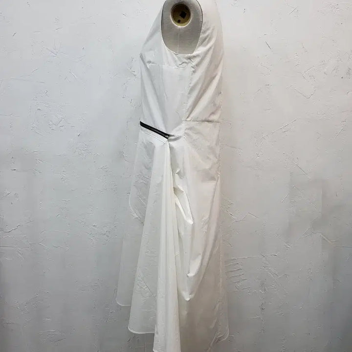 [BUNJANG] White Asymmetrical Long Dress S Size / 화이트 언발 스타일 원피스S