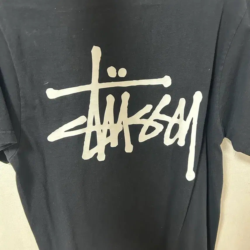 [SOLD OUT] 스투시 반팔 티셔츠 s (오늘만 이 가격으로 판매하겠습니다)