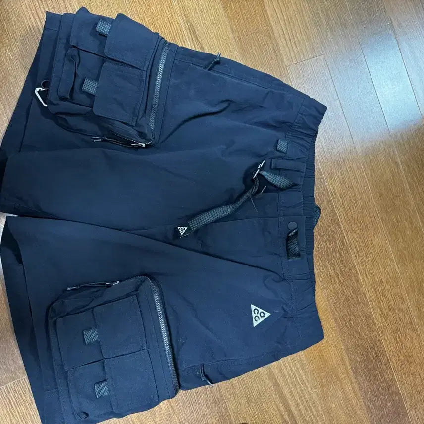 [SOLD OUT] 나이키 acg 카고쇼츠 블랙 아시아 L