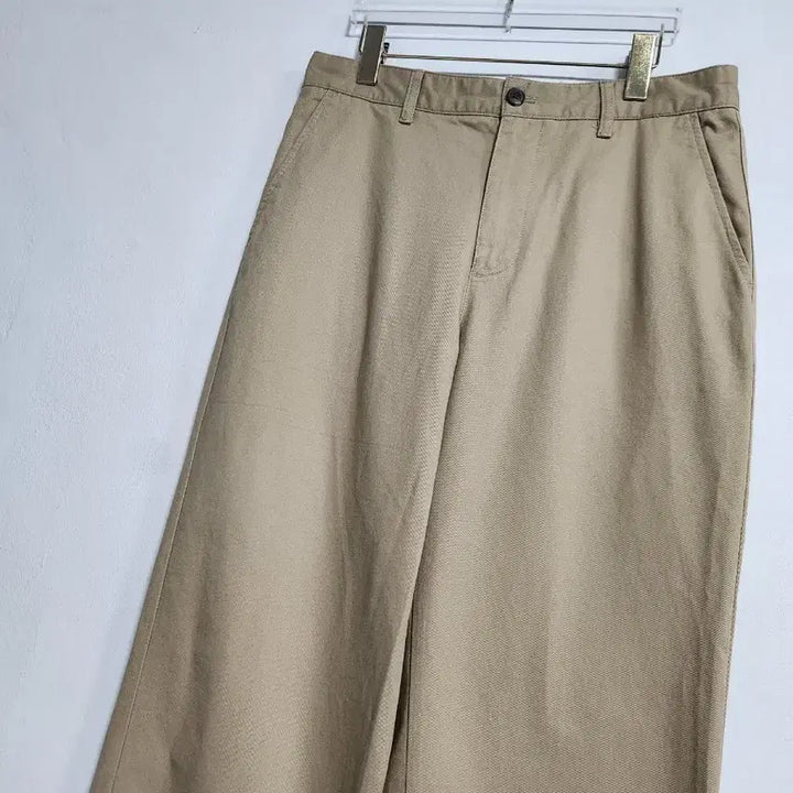 [SOLD OUT] 무신사스텐다드2024캐주얼 와이드 배기팬츠32