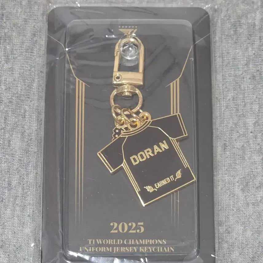 [BUNJANG] T1 Doran 2025 World Champion Keyring / 2025 T1 World Champions 도란 키링