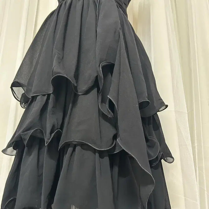 [BUNJANG] Jk2 Rhinestone Embellished Frill Layered Dress / Jk2 갸루깔 뒷리본 큐빅 프릴레이어드 원피스