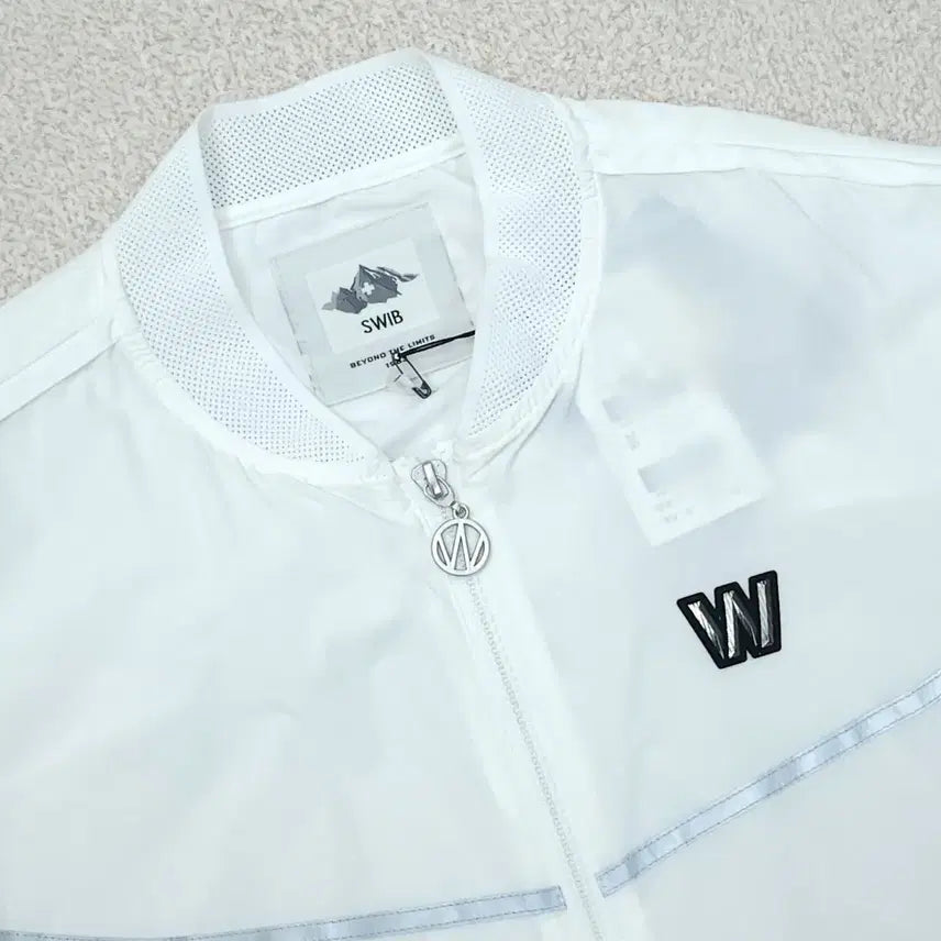 [BUNJANG] SM Swib Zip-up Windbreaker Unisex / (SM)스위브 바람막이 집업 윈드브레이커 남녀공용 W3056