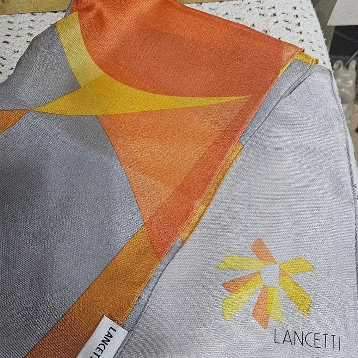 [BUNJANG] Lancetti Silk Scarf (Orange/Gray) / 란체티 실크 스카프 오렌지/회색
