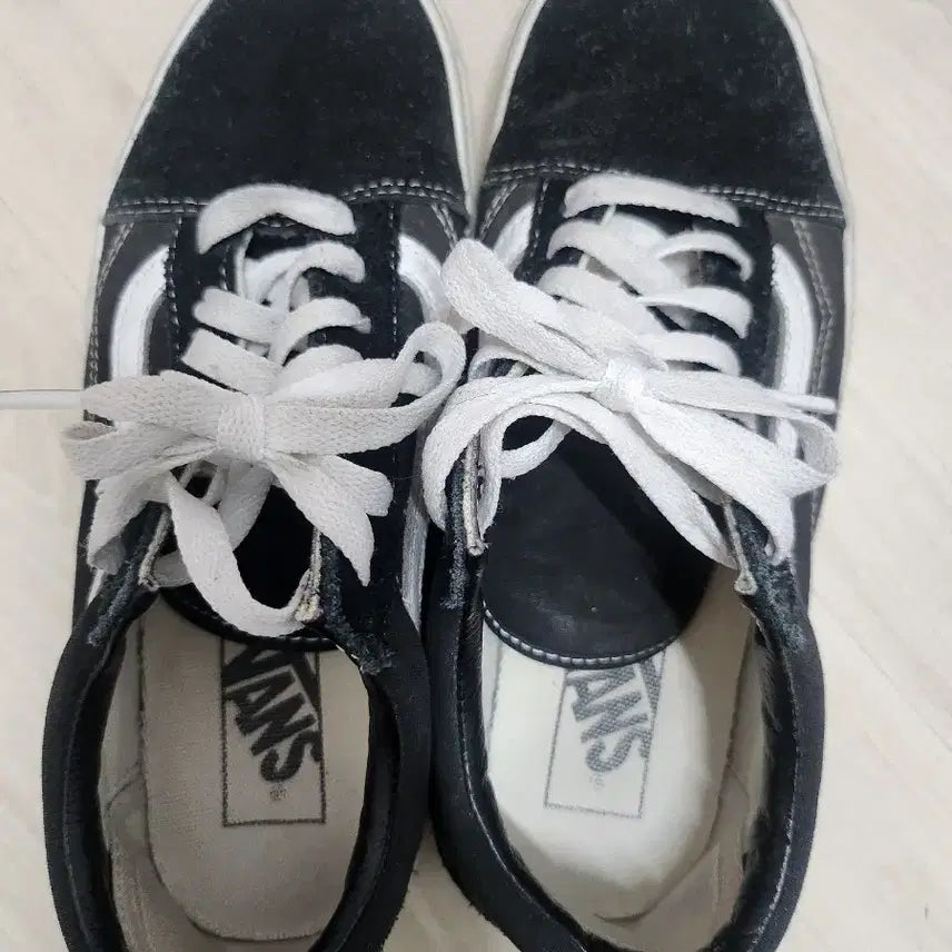 [BUNJANG] Vans Old Skool Shoes (Size 240) / 반스 올드스쿨 235
