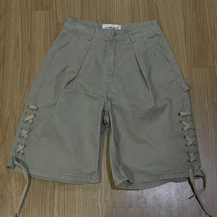 [BUNJANG] Plz Project Lace-Up Bermuda Pants Beige / [플리즈프로젝트] LACE-UP BERMUDA PANTS, BEIGE