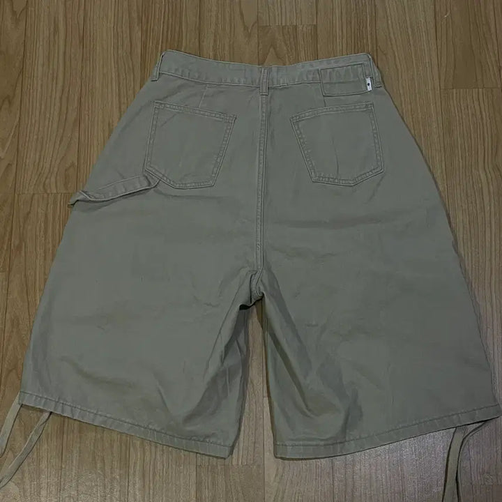 [BUNJANG] Plz Project Lace-Up Bermuda Pants Beige / [플리즈프로젝트] LACE-UP BERMUDA PANTS, BEIGE