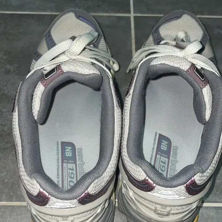 [BUNJANG] New Balance M1906RRA Sneakers (270) / [뉴발란스] M1906RRA (270)