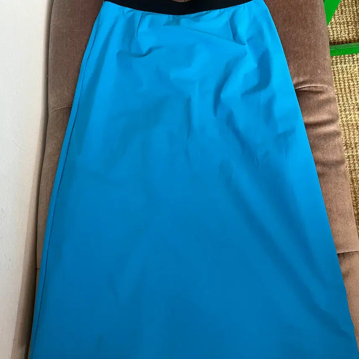 [BUNJANG] KUHO Turquoise Blue Pintuck Skirt Pants / 구호 KUHO 여성 터콰이즈블루 핀턱디자인 치마바지