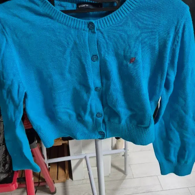 [BUNJANG] Maru Blue Round Neck Crop Cardigan / 마루 블루 라운드넥 크롭 가디건