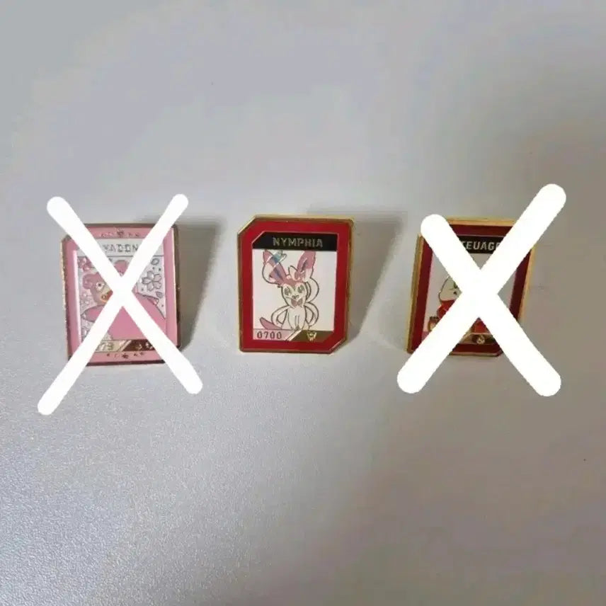 [BUNJANG] Isaac Nymphia Pokemon Badge / 이삭 포켓몬 뱃지 님피아