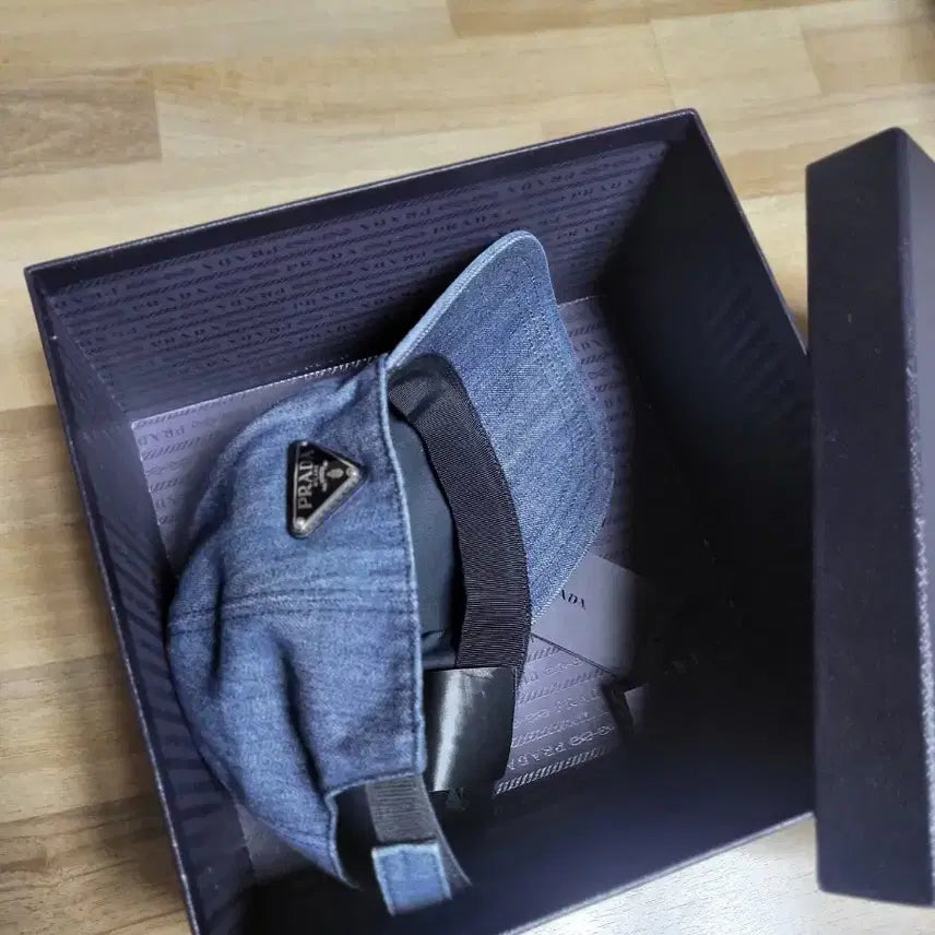 [BUNJANG] Prada Denim Baseball Cap Navy L Size / 프라다 데님 볼캡 네이비 L사이즈
