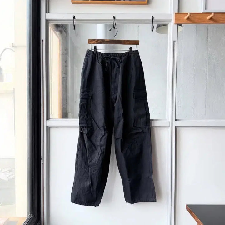 [SOLD OUT] (2) 코모리 블랙 드릴 6p 팬츠