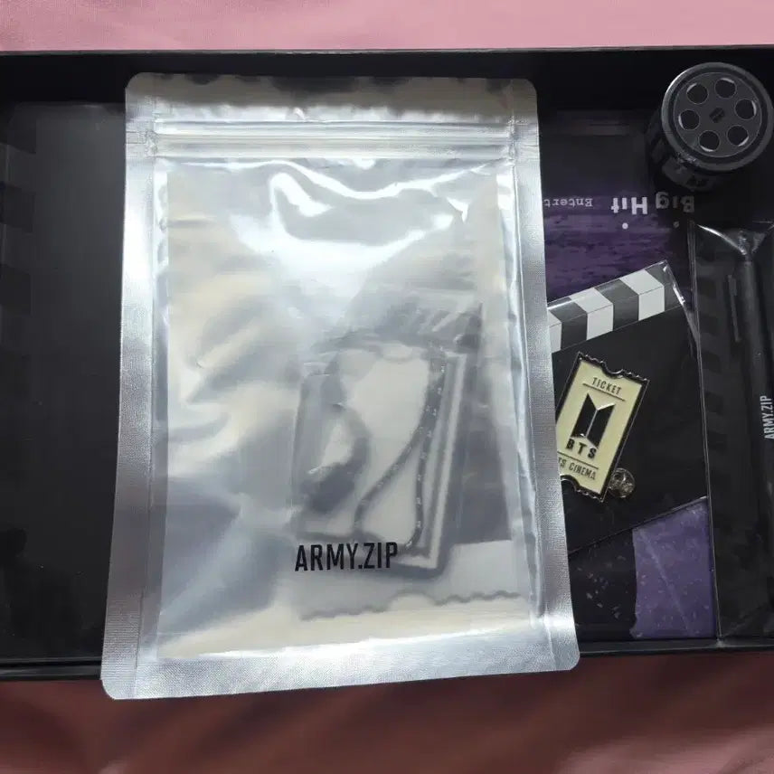 [BUNJANG] BTS ARMY 6th Membership Kit / BTS 방탄소년단 6기 아미집 멤버십키트