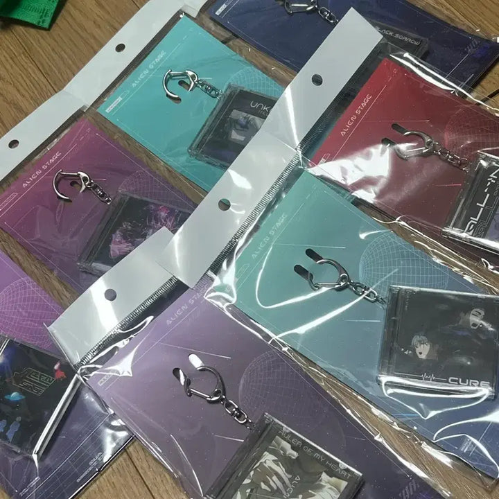 [SOLD OUT] [미개봉] 에일리언 스테이지 (에이스테) NFC CD 키링 (2주년 팝업