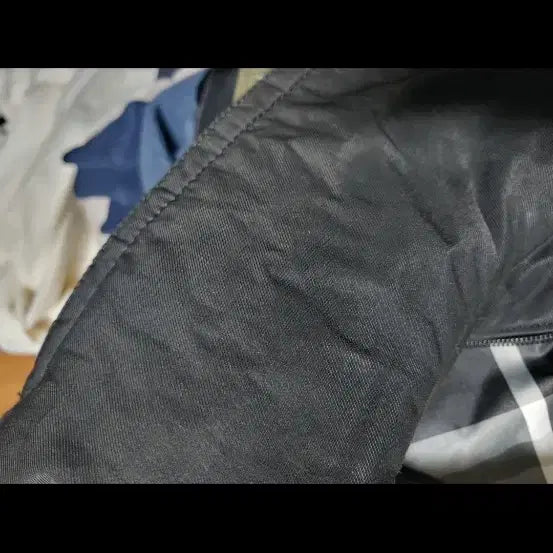 [BUNJANG] Burberry Quilted Jacket (Size 105) / 버버리 간절기 퀄팅자켓 (105)