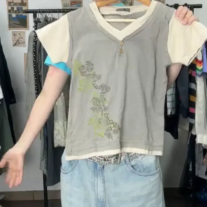 [BUNJANG] Child Magazine Layered Short Sleeve T-shirt / 차일드매거진 레이어드반팔티 카모메산장와이즈걸선가든파티