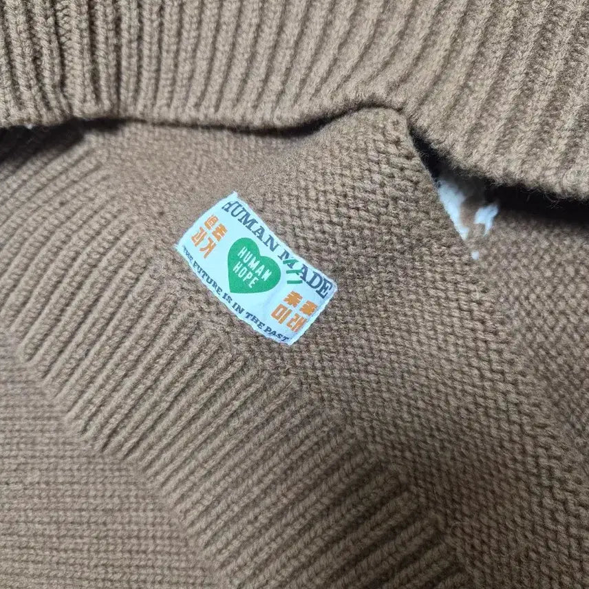 [BUNJANG] Human Made J-Hope Knit Brown M Size / 휴먼메이드 휴먼호프 bts 제이홉 니트 브라운 m사이즈