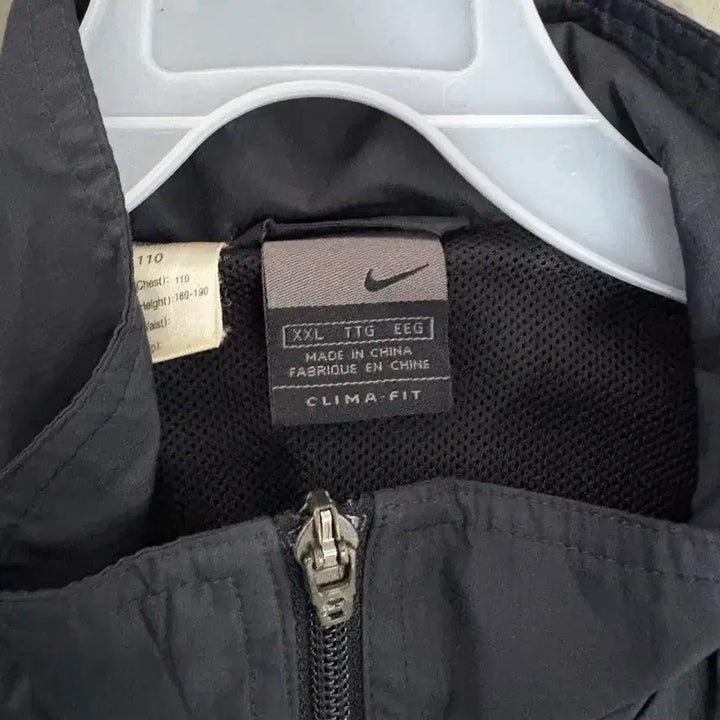 [BUNJANG] Nike Swoosh Oversized Windbreaker XXL / 만원샵 나이키 스우시 오버핏 바람막이 XXL