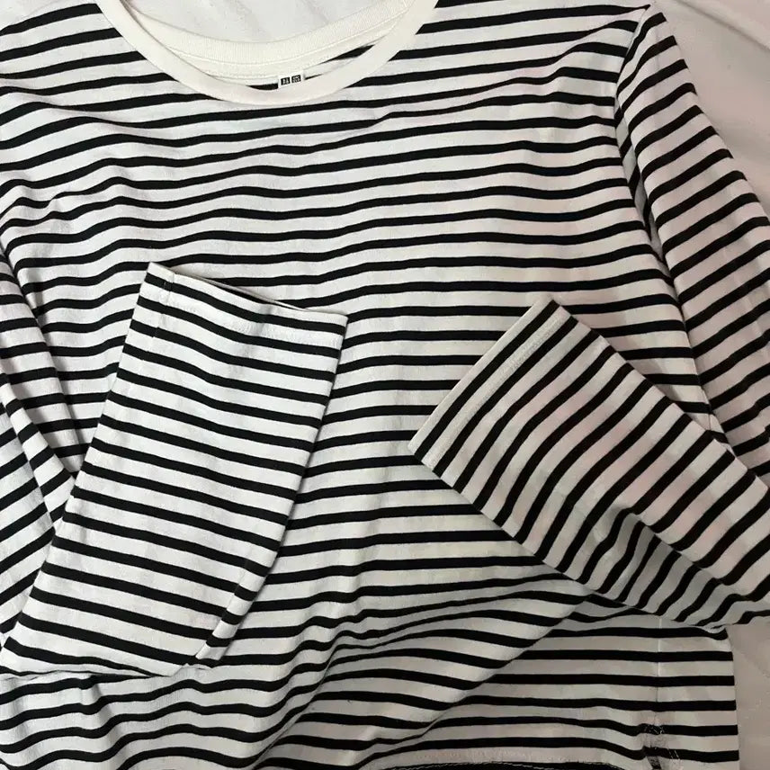 [SOLD OUT] 유니클로 스트라이프 긴팔 티셔츠
