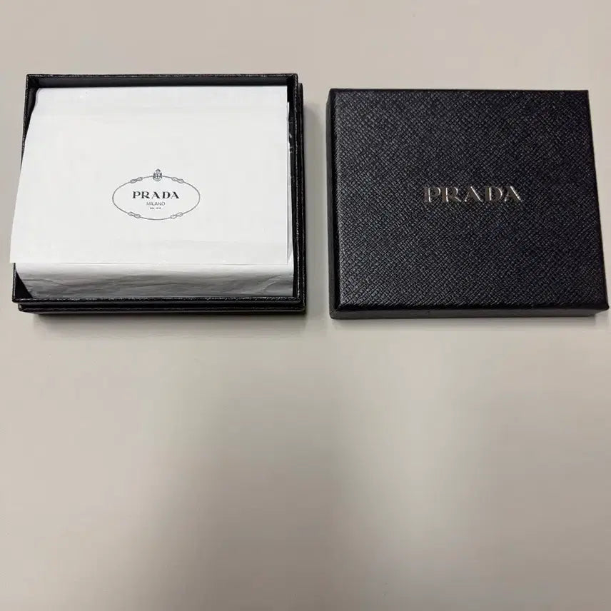 [BUNJANG] Prada Saffiano Leather Wallet / 프라다 사피아노 반지갑 1ML023